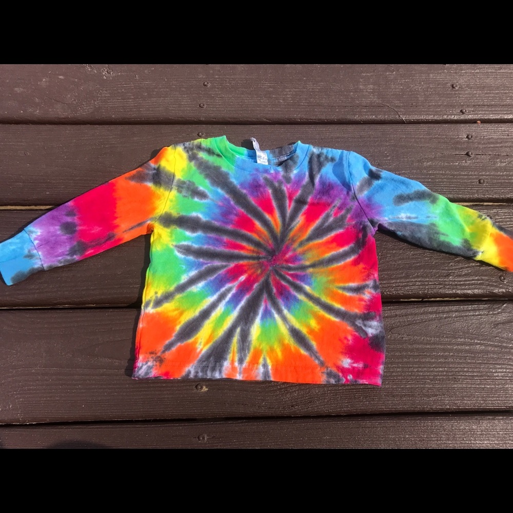 Longsleeve tie-dye T-shirt